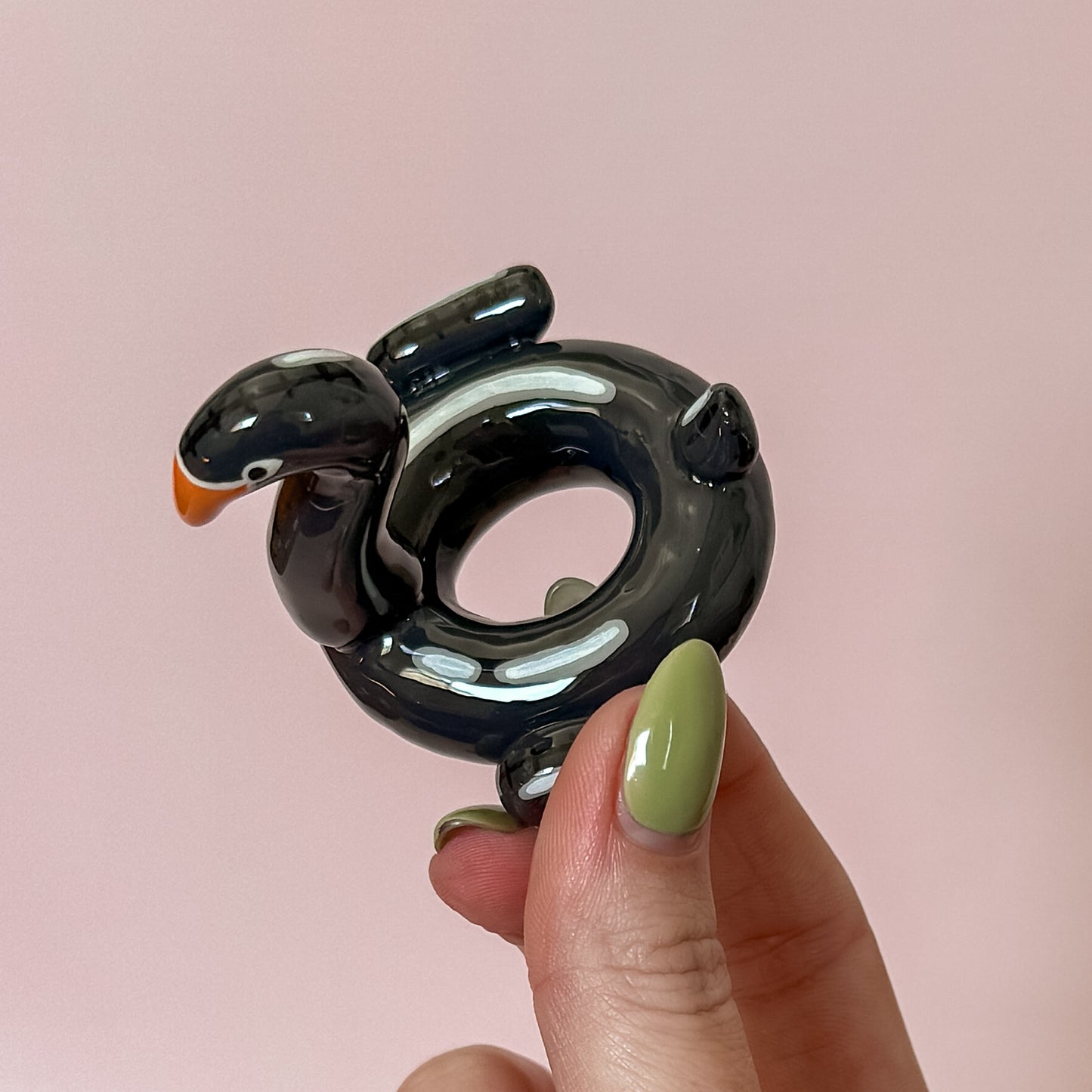 Black Swan Pool Floatie Ring Holder