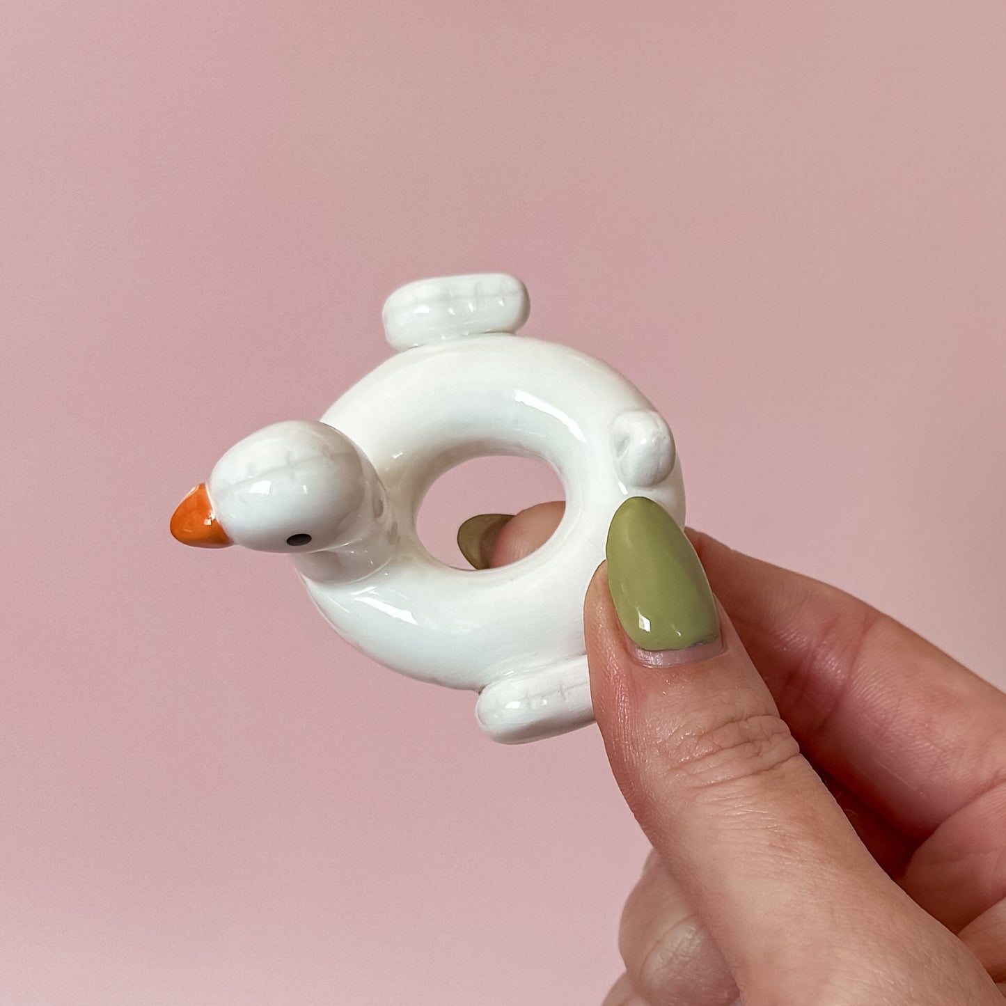 Goose Pool Floatie Ring Holder