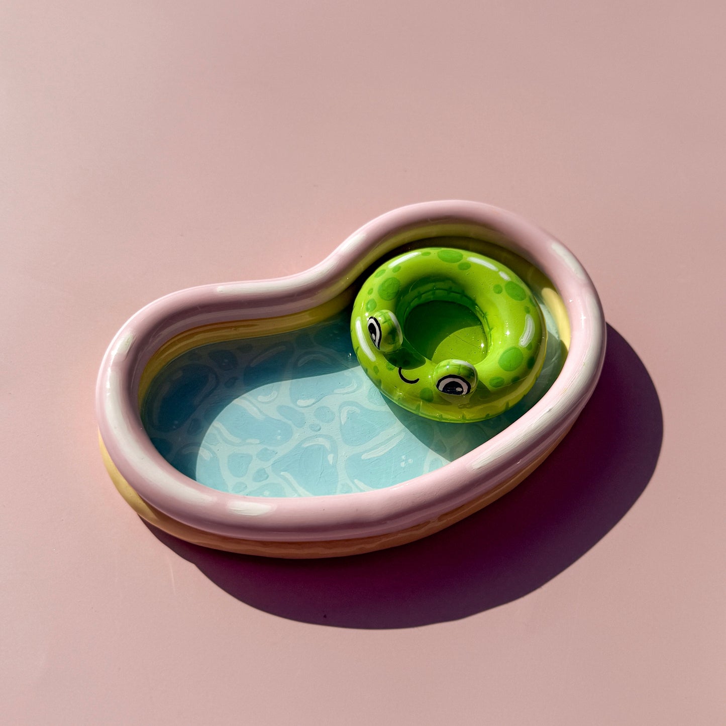 Large Pool Trinket Dish