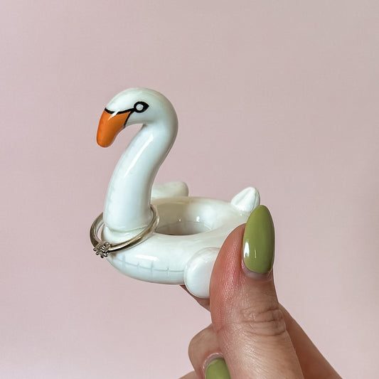 White Swan Pool Floatie Ring Holder