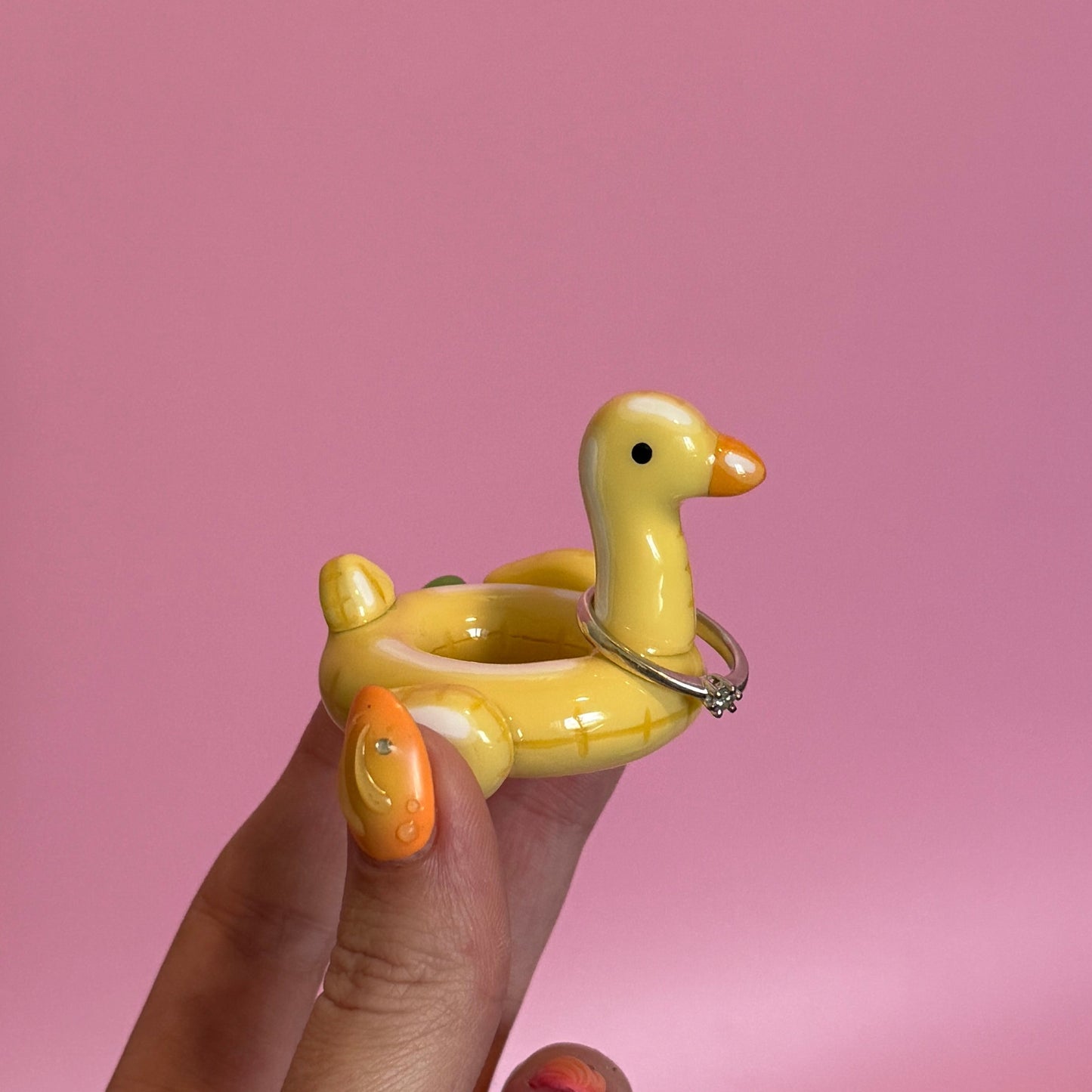Duck Pool Floatie Ring Holder